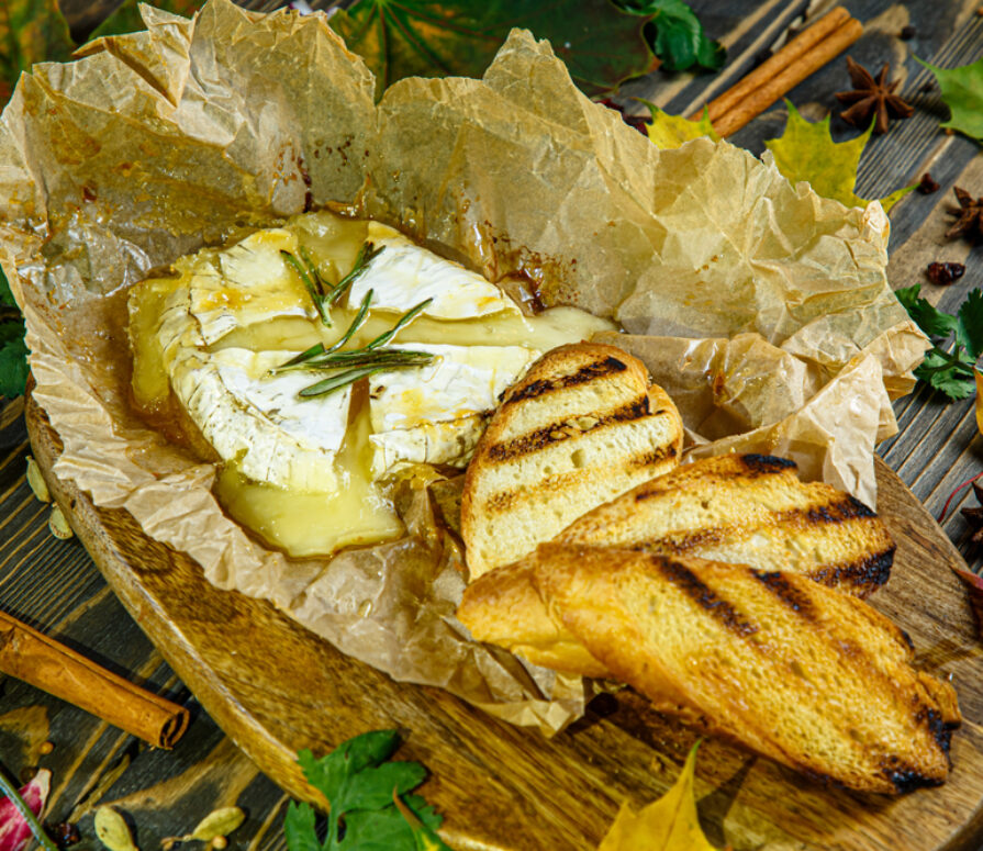 Baked Camembert Cheese with Garlic Croutons