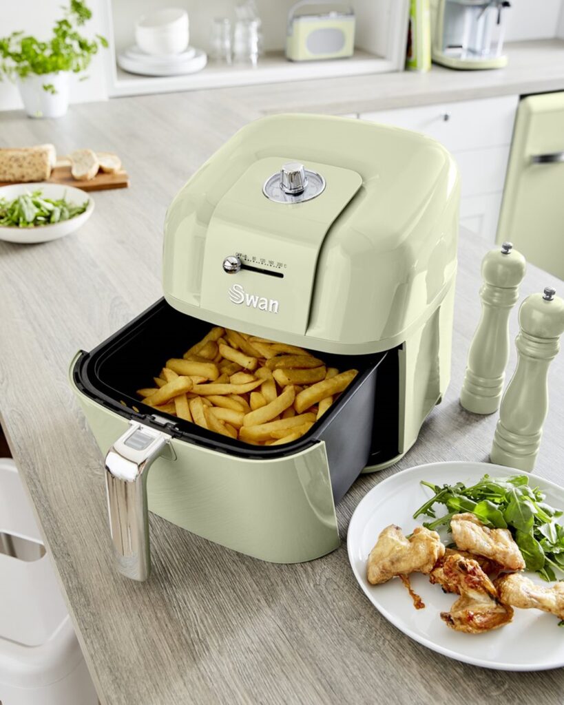 Photograph of Swan Green Retro Air Fryer cooking chips
