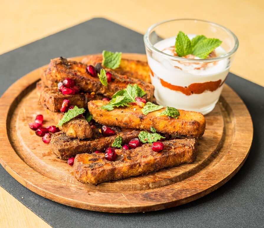 A cheesy and mouth-watering halloumi fries recipe