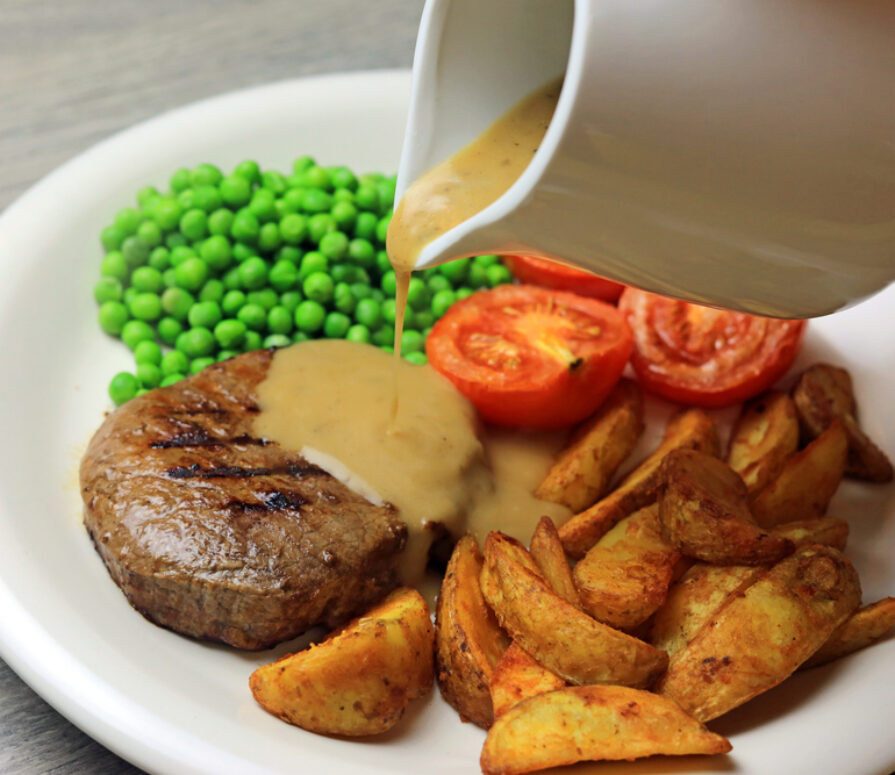 Looking for dishes to go with your peppercorn sauce recipe? Here’s 5 dishes to try
