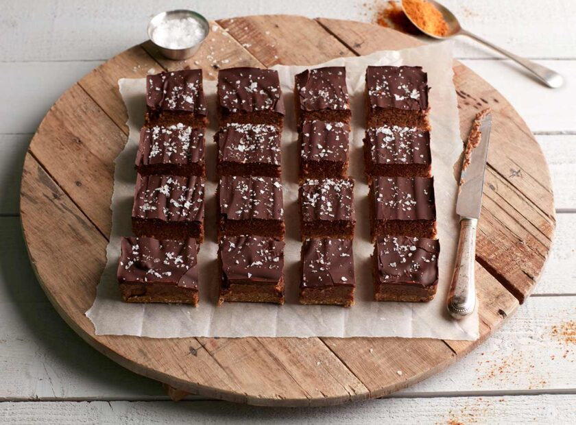 Fearne’s Almond & Chocolate Squares - No-Bake Chocolate Squares Recipe