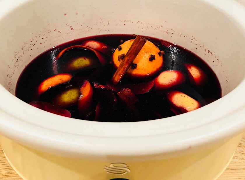 Slow Cooker Mulled Wine - Mulled Wine Recipe